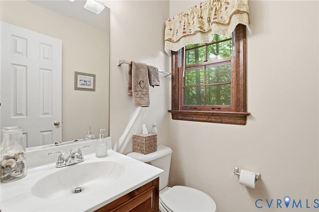 8219 Redberry Ln, Mechanicsville, VA 23116