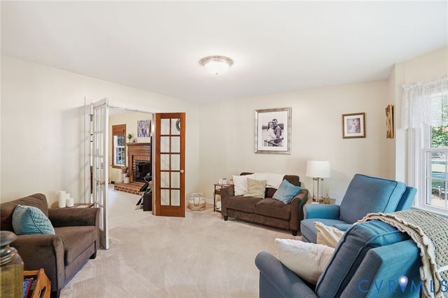 8219 Redberry Ln, Mechanicsville, VA 23116