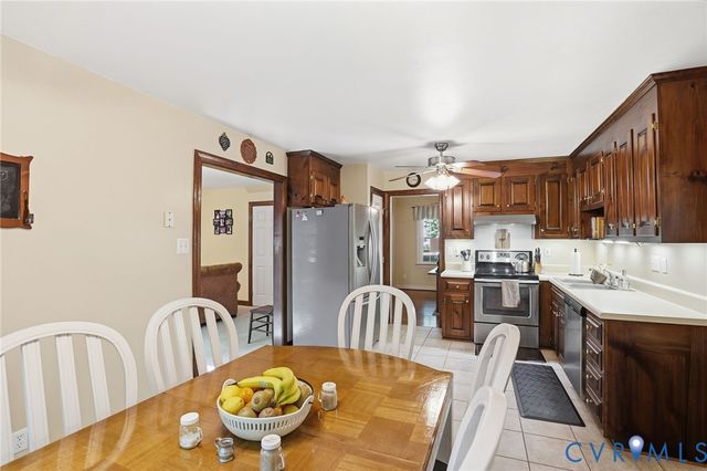 8219 Redberry Ln, Mechanicsville, VA 23116