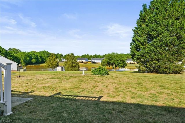 101 Erin Lane, Thomasville, NC 27360
