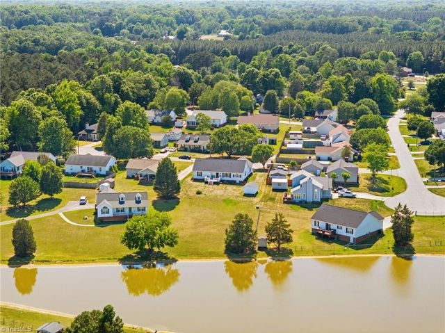 101 Erin Lane, Thomasville, NC 27360
