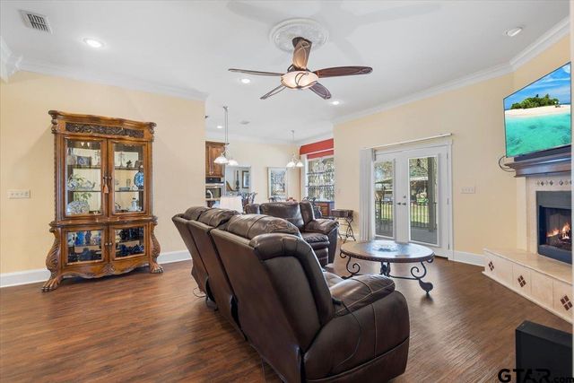 4789 Sunrise Dr., Chandler, TX 75758