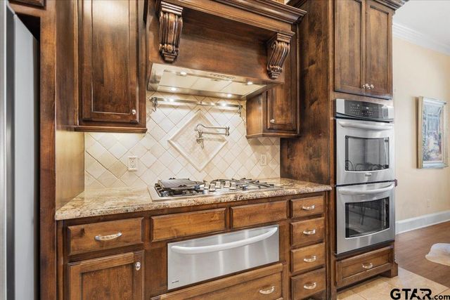 4789 Sunrise Dr., Chandler, TX 75758