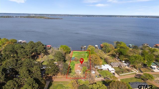 4789 Sunrise Dr., Chandler, TX 75758