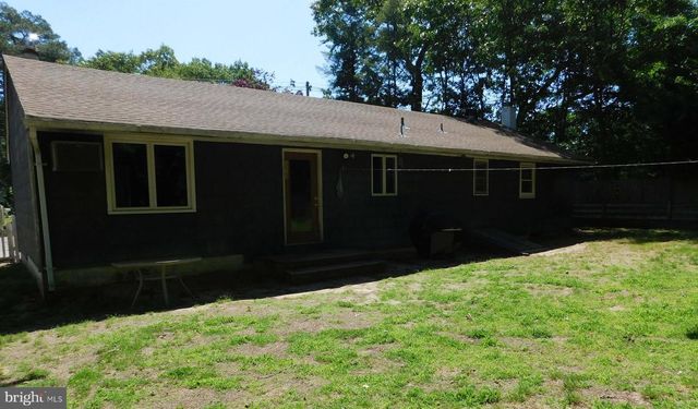 1563 FORGE POND RD, Brick, NJ 08724