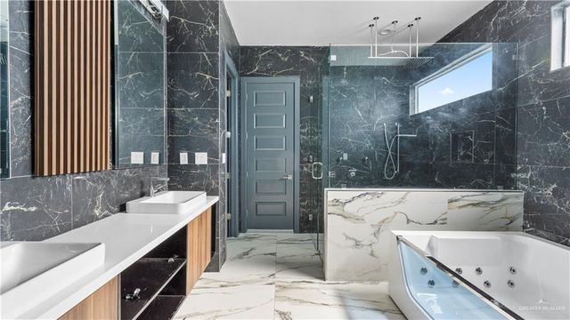 2321 Martha's Lane, Mission, TX 78573