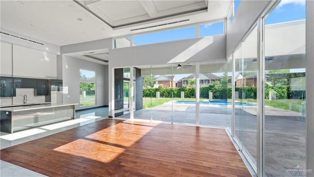 2321 Martha's Lane, Mission, TX 78573