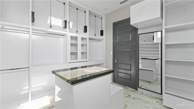 2321 Martha's Lane, Mission, TX 78573