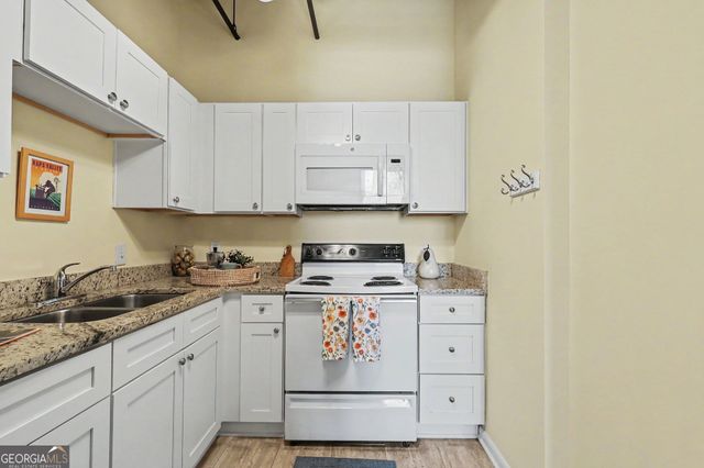 20 Marietta Street NW APT 13F, Atlanta, GA 30303