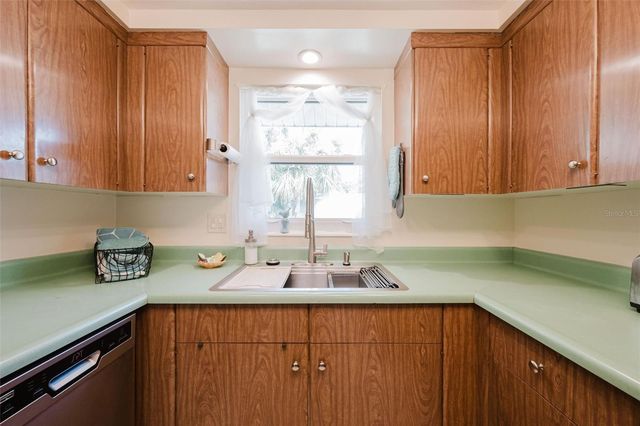 2463 TERRY LANE, Sarasota, FL 34231