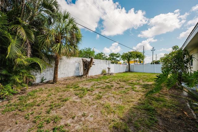 2463 TERRY LANE, Sarasota, FL 34231