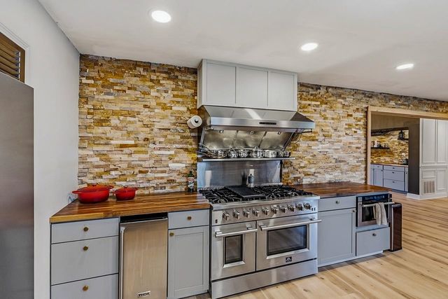 501 Bushy Creek Road, Woodruff, SC 29388