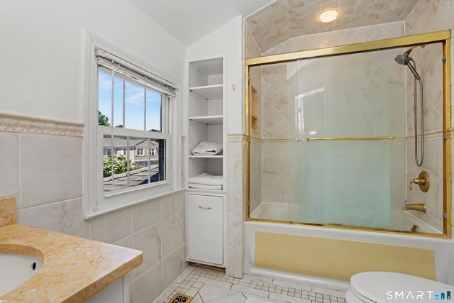15 Le Grande Avenue 1, Greenwich, CT 06830