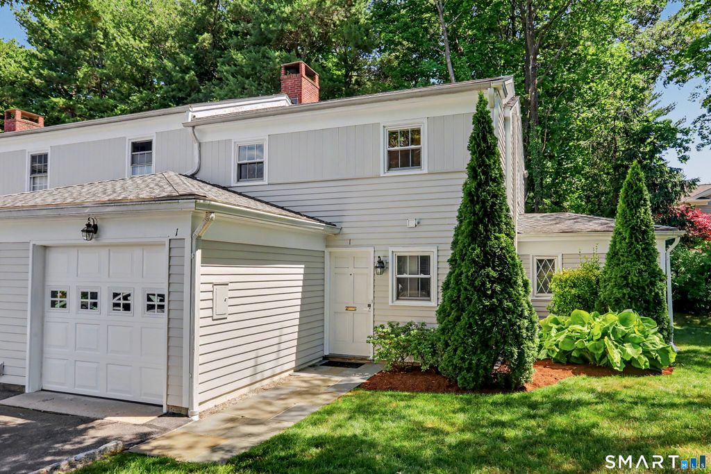 15 Le Grande Avenue 1, Greenwich, CT 06830