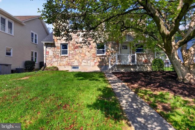 514 HOCKERSVILLE RD, Hershey, PA 17033