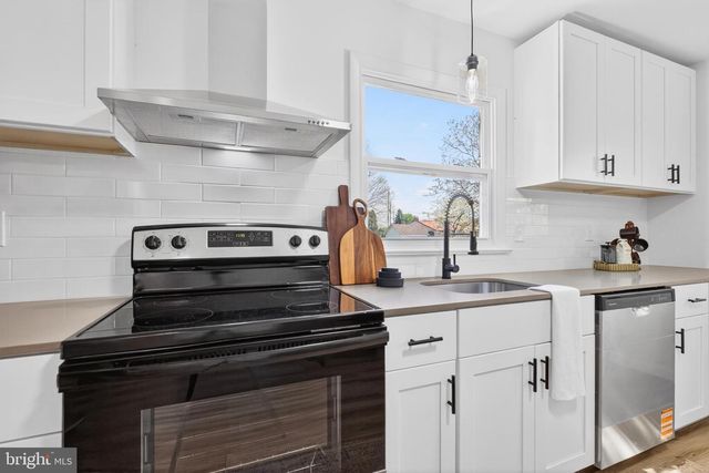 514 HOCKERSVILLE RD, Hershey, PA 17033