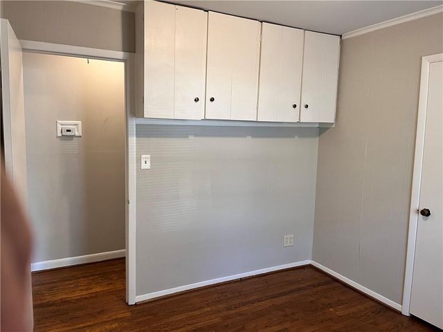 2078 Glenroy SE Drive, Smyrna, GA 30080