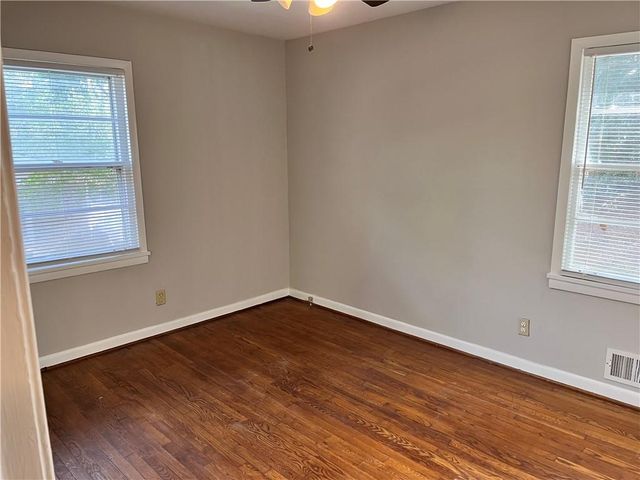 2078 Glenroy SE Drive, Smyrna, GA 30080