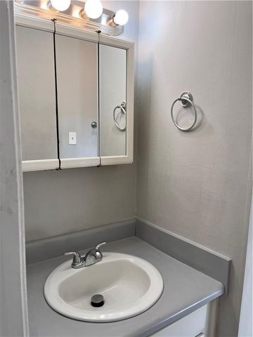 2078 Glenroy SE Drive, Smyrna, GA 30080