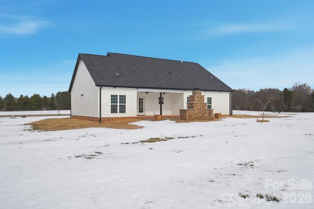1181 Mount Gallant Road W, York, SC 29745