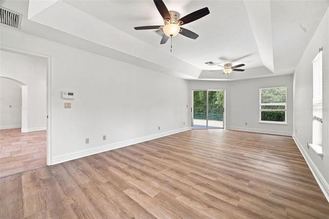 10040 SE 42ND COURT, Belleview, FL 34420