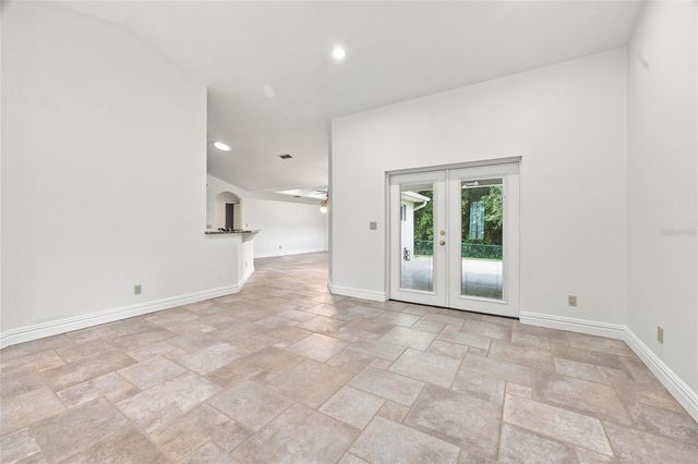 10040 SE 42ND COURT, Belleview, FL 34420