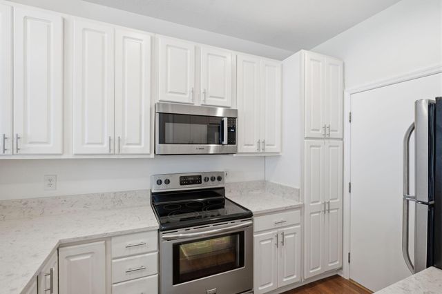 8140 Artisan Way, Reynoldsburg, OH 43068