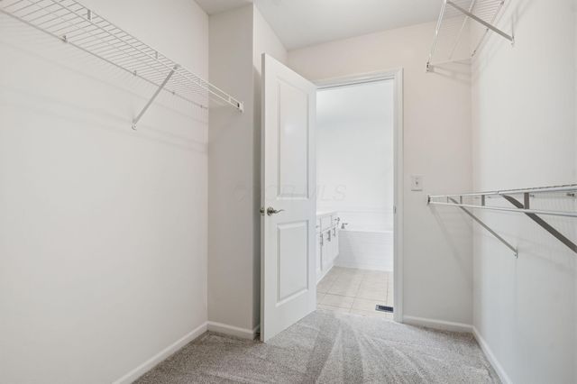 8140 Artisan Way, Reynoldsburg, OH 43068