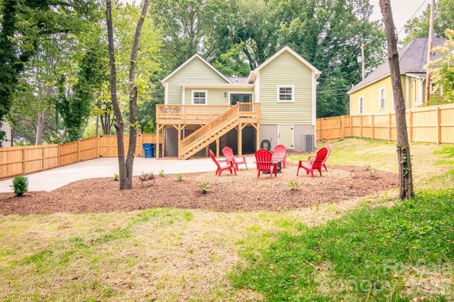518 W Sharpe Street, Statesville, NC 28677