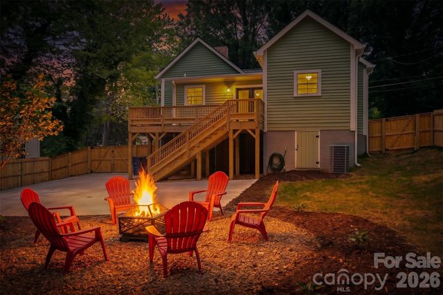518 W Sharpe Street, Statesville, NC 28677