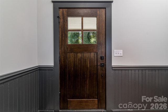 518 W Sharpe Street, Statesville, NC 28677