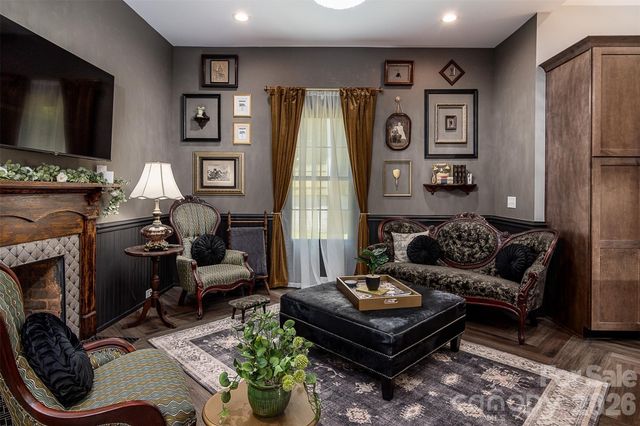 518 W Sharpe Street, Statesville, NC 28677