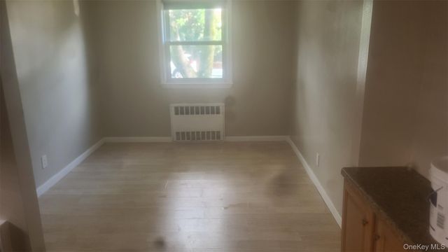 194-31 115th Drive, Saint Albans, NY 11412