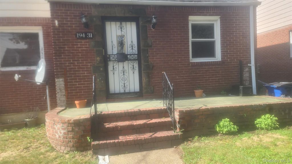 194-31 115th Drive, Saint Albans, NY 11412