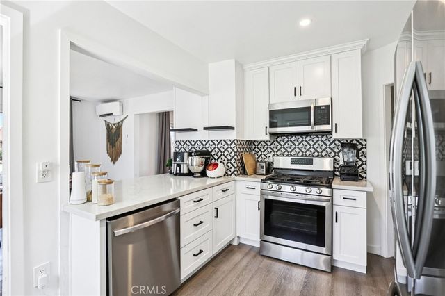 1448 Lemon Avenue, Long Beach, CA 90813