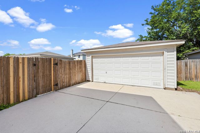 10208 Lateleaf Oak, San Antonio, TX 78223