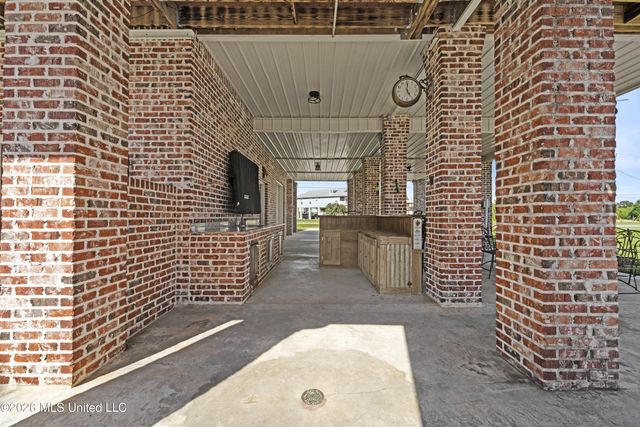 11126 Tahiti Street, Bay Saint Louis, MS 39520