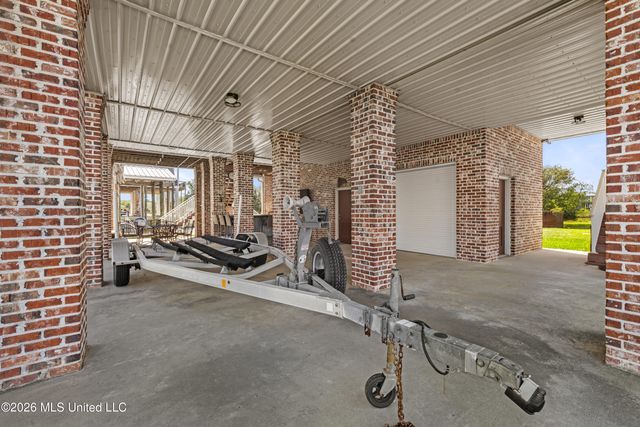 11126 Tahiti Street, Bay Saint Louis, MS 39520