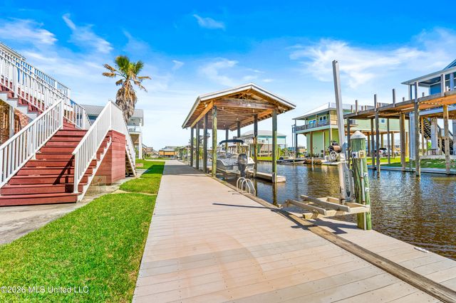 11126 Tahiti Street, Bay Saint Louis, MS 39520