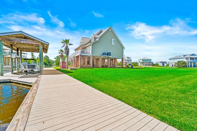 11126 Tahiti Street, Bay Saint Louis, MS 39520
