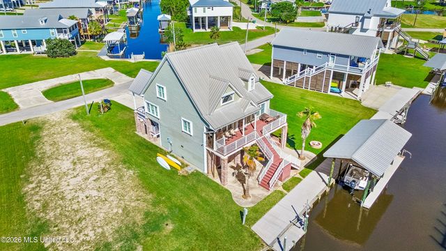 11126 Tahiti Street, Bay Saint Louis, MS 39520