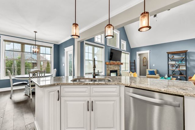 199 Manscoe Pl, Clarksville, TN 37043