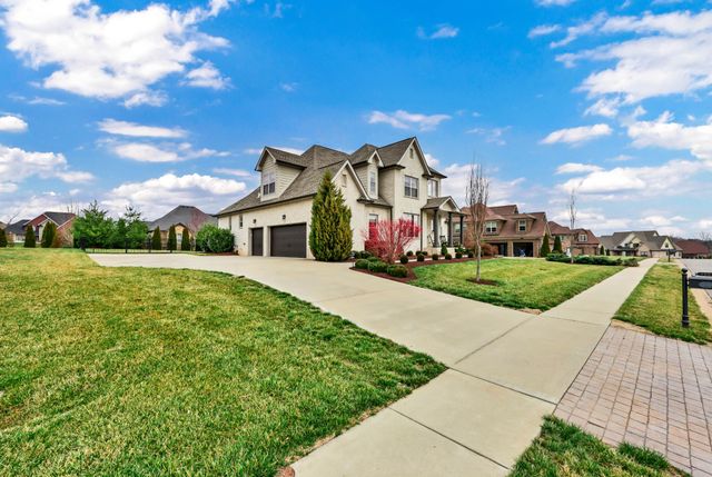 199 Manscoe Pl, Clarksville, TN 37043