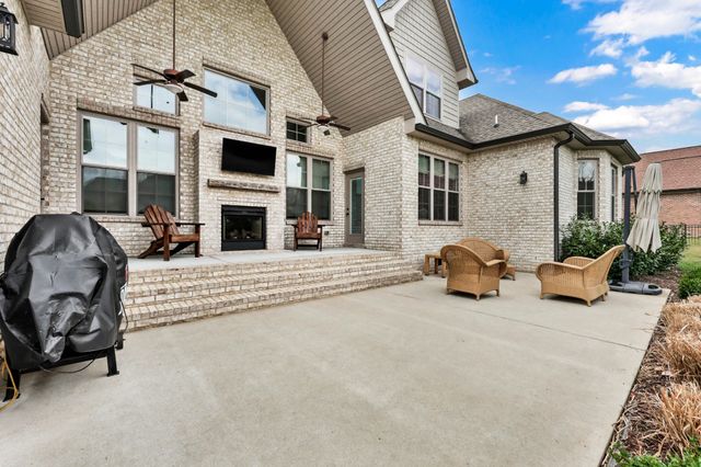 199 Manscoe Pl, Clarksville, TN 37043