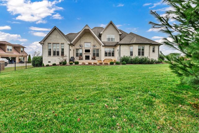 199 Manscoe Pl, Clarksville, TN 37043