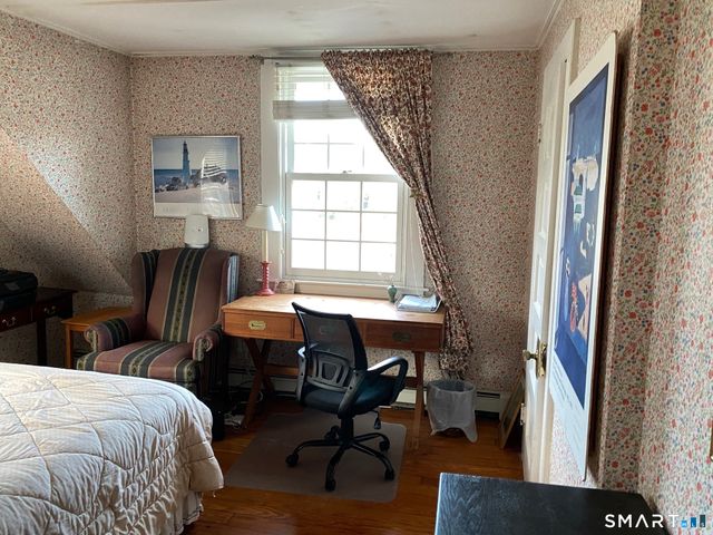33 Grove Avenue, Madison, CT 06443