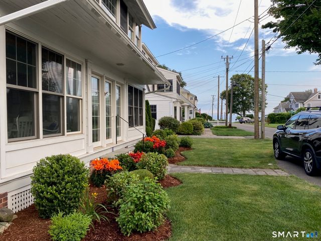 33 Grove Avenue, Madison, CT 06443