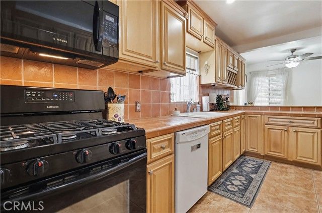 5913 Castana, Lakewood, CA 90712