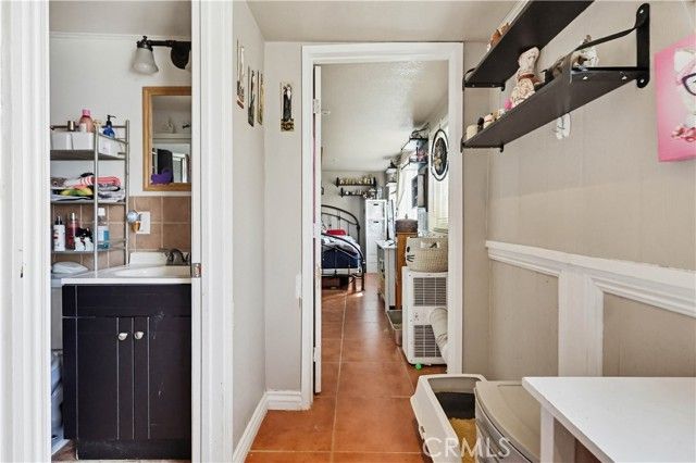 5913 Castana, Lakewood, CA 90712