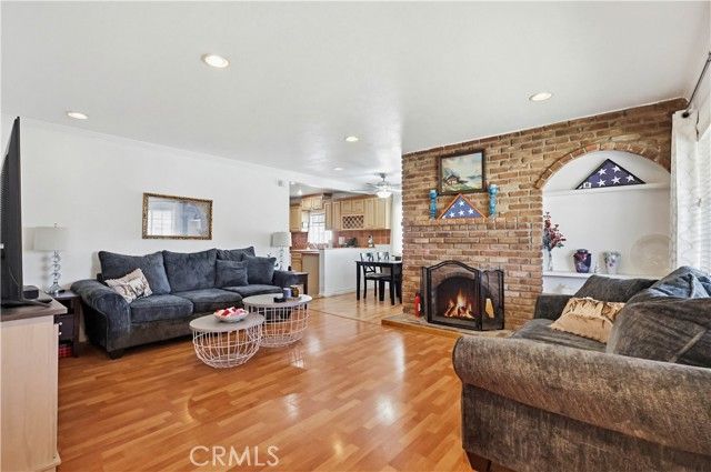 5913 Castana, Lakewood, CA 90712